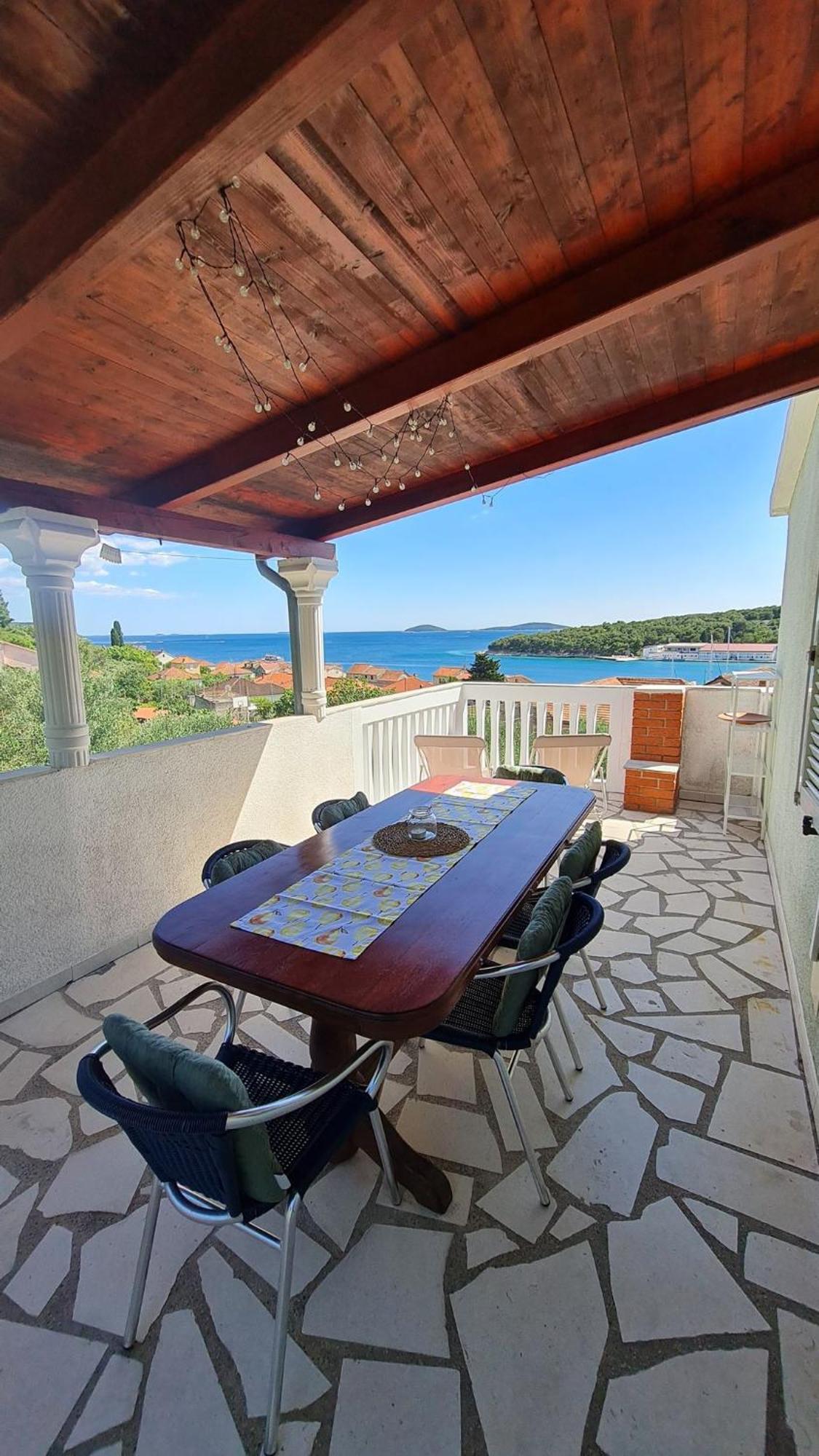 Apartmani Ela Prvić Luka Exterior foto