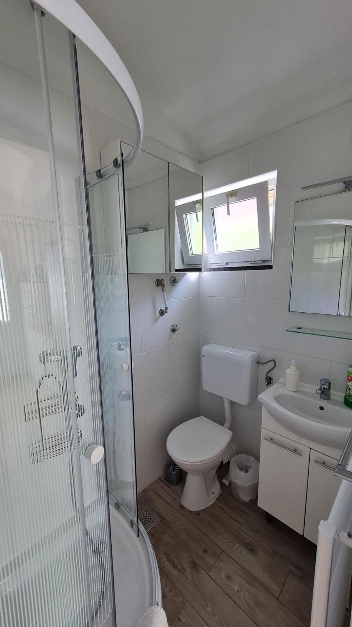 Apartmani Ela Prvić Luka Exterior foto
