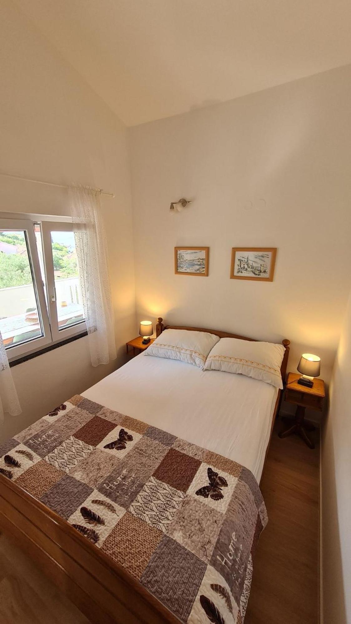 Apartmani Ela Prvić Luka Exterior foto